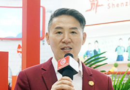 ����Ҧ���S��У�����ң���עƷ�|