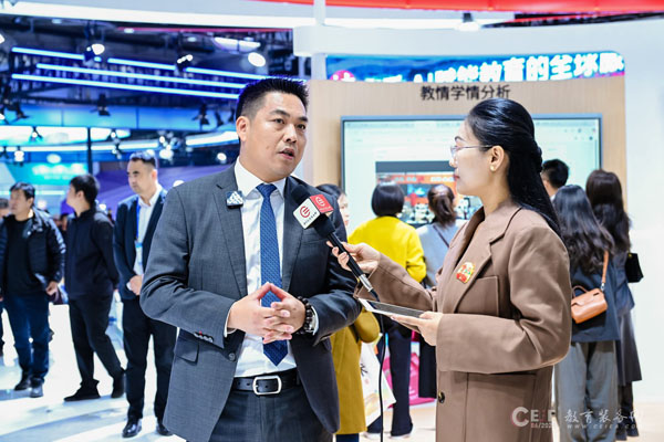 �����д�(qi��ng)��AI�x�ܽ��� ���ǽ���ȫ����